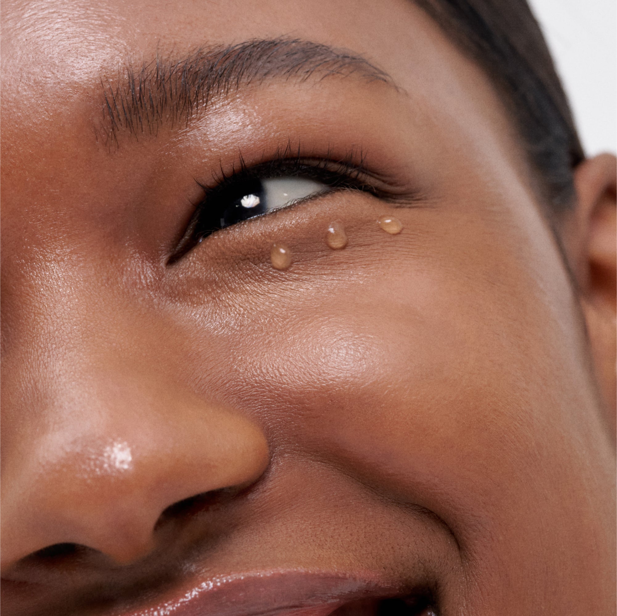 Bouncy & Firm Eye Sleeping Mask - Image 5